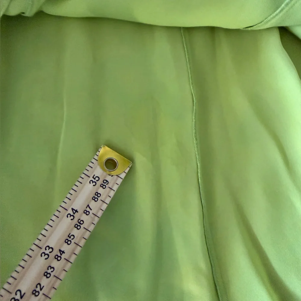 Chartreuse Pistachio Green Floral Skirt 100% Silk 0 90s Minimalist Whimsigoth